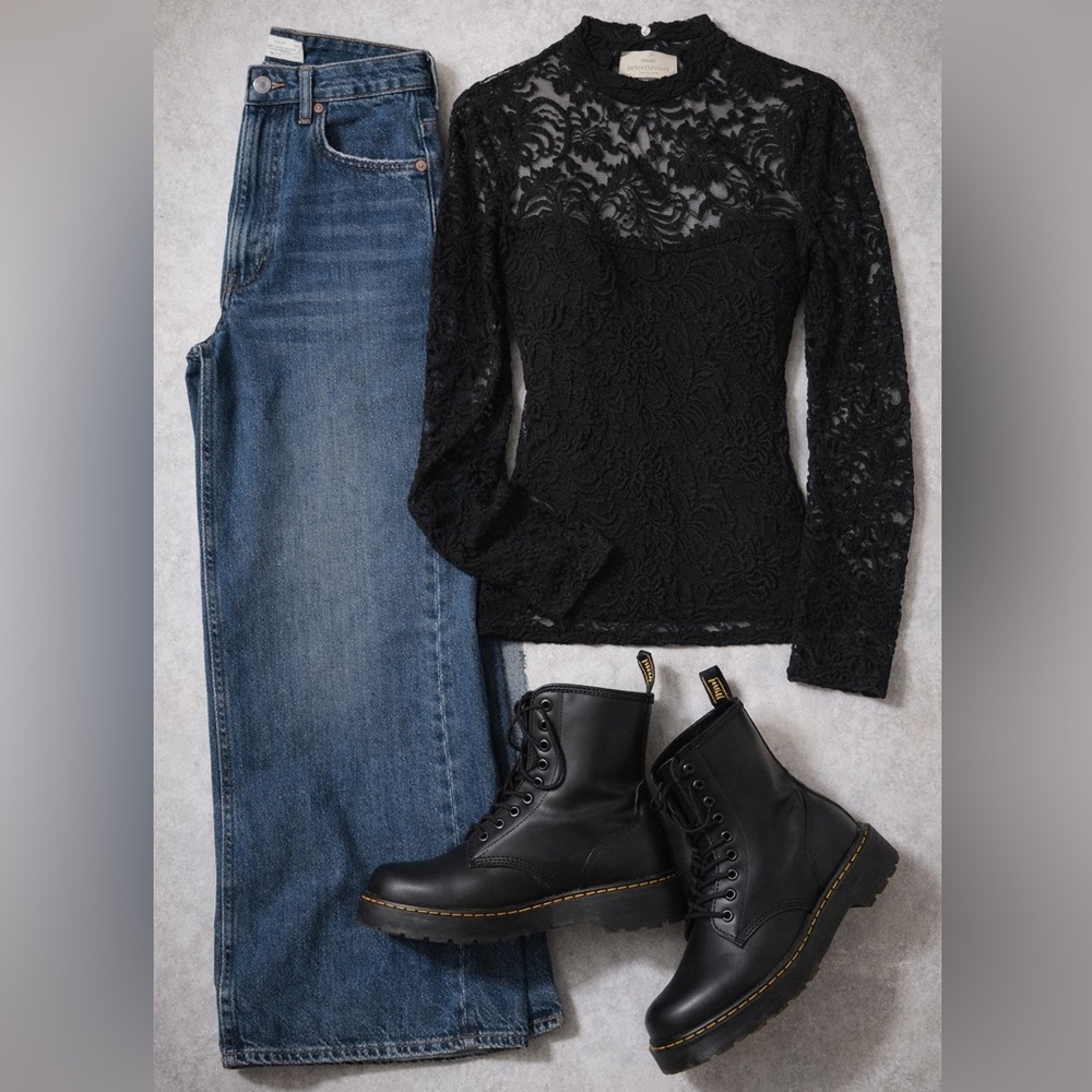 Abercrombie & Fitch Vintage Black Lace Long Sleeve Gothic Y2K Top Medium